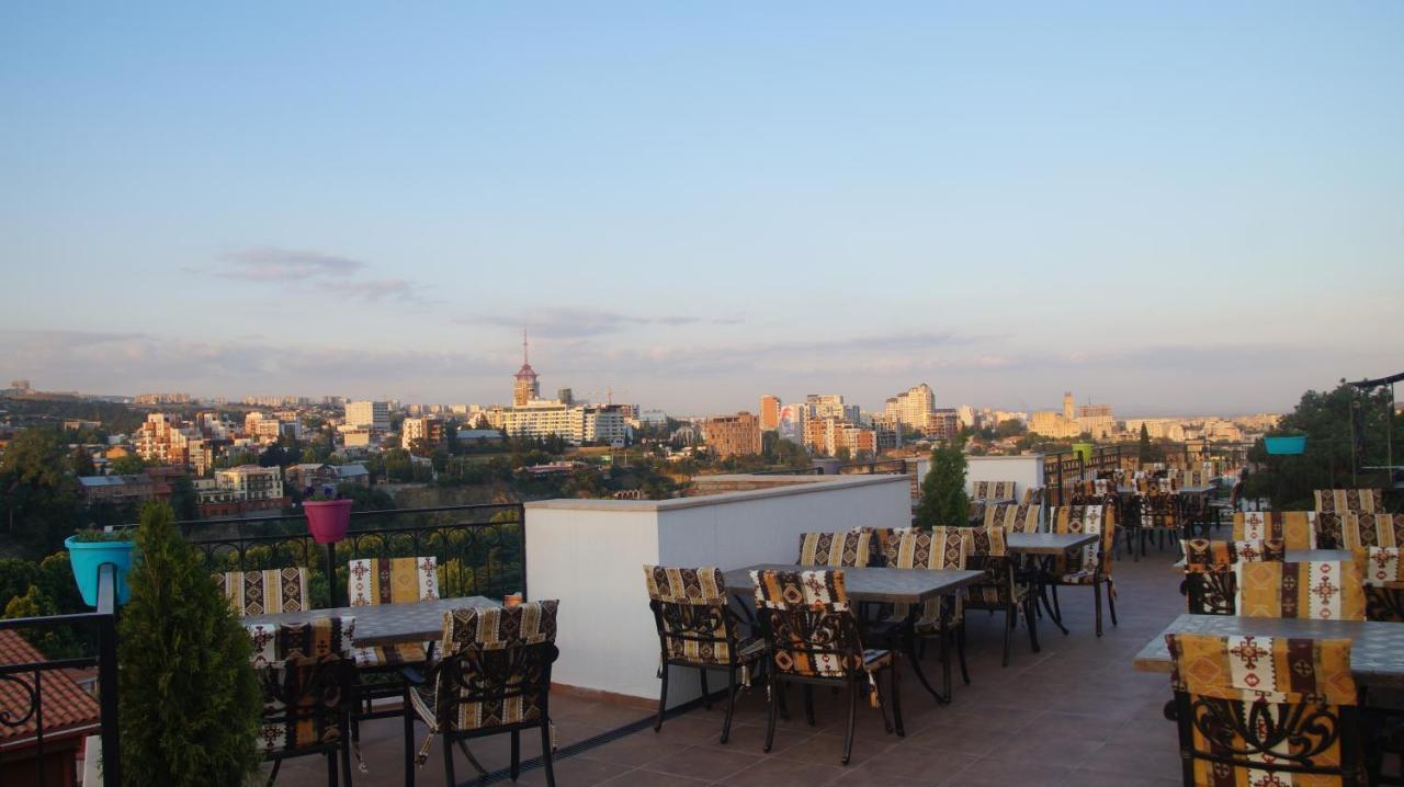 Hotel Metekhi Line Tiflis Dış mekan fotoğraf