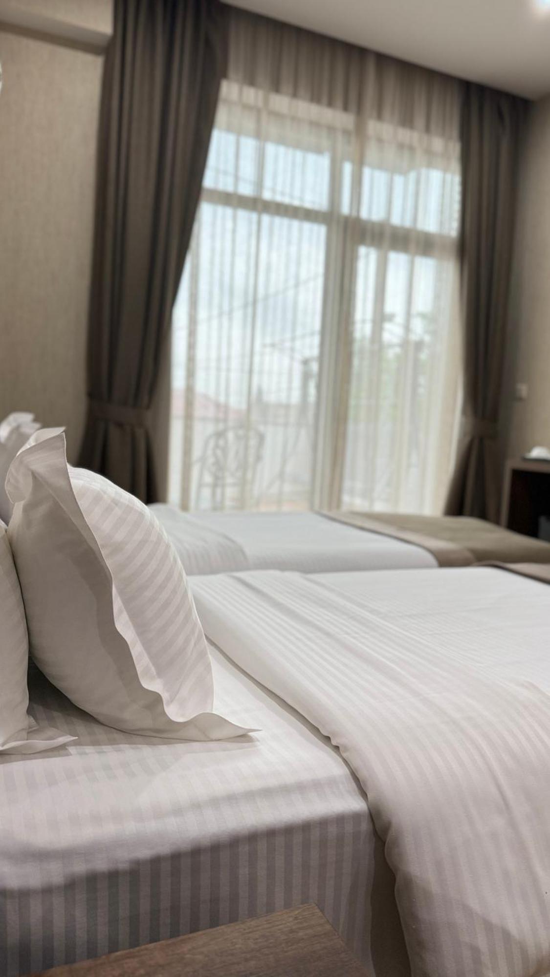 Hotel Metekhi Line Tiflis Dış mekan fotoğraf
